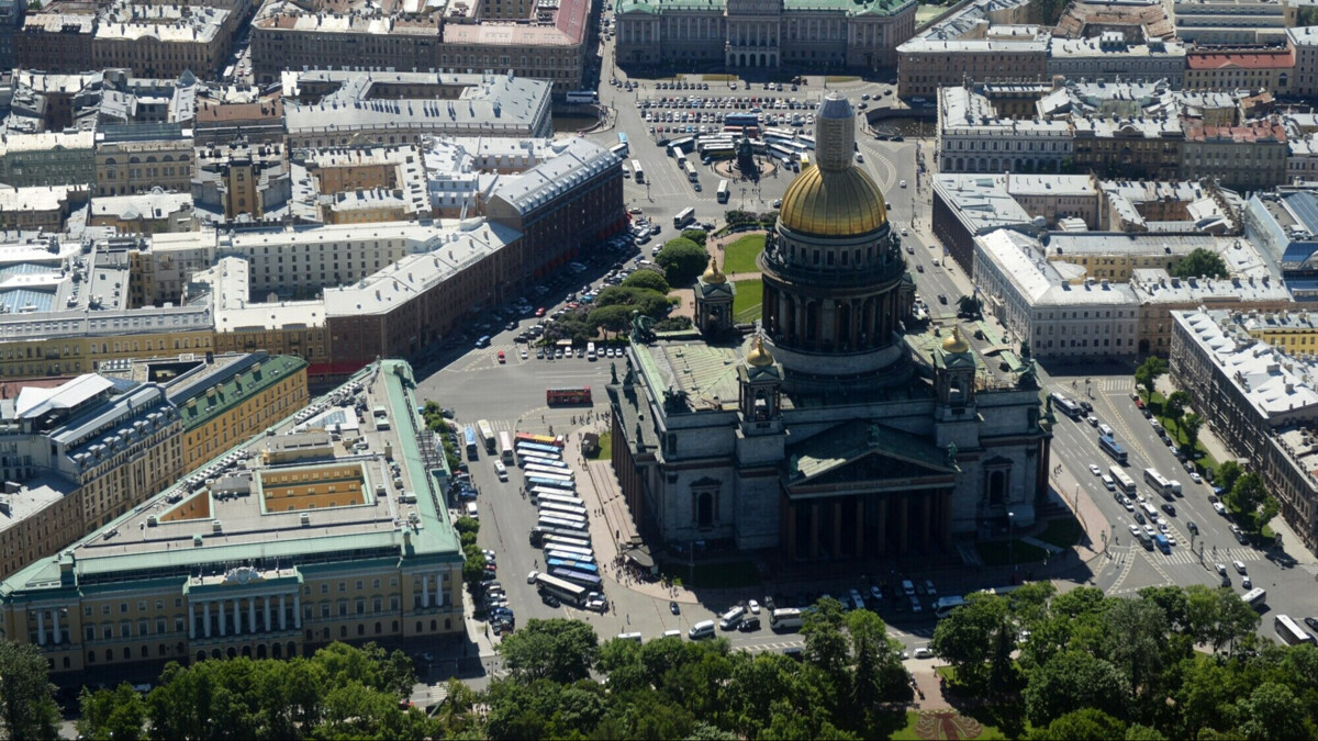 Сербский защитник «Црвены Звезды» назвал Петербург самым красивым городом в мире