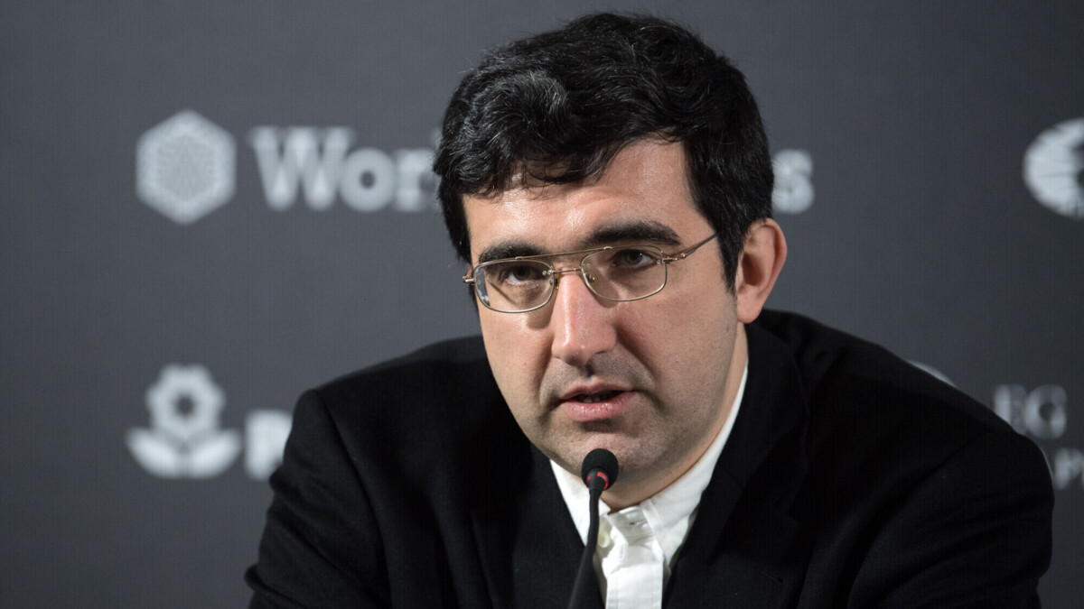 Президент ФШР рассказал, почему Крамник снялся с матча против Есипенко