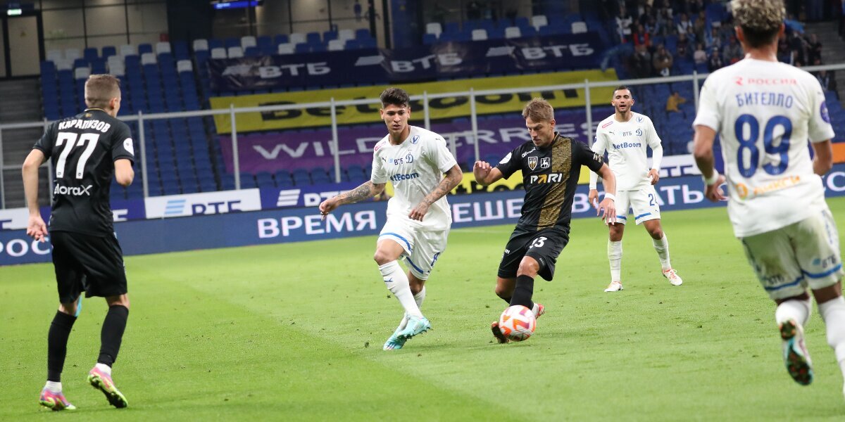 Юран сообщил, что не планировал задействовать Кутателадзе в матче с «Динамо», в котором футболист забил пяткой