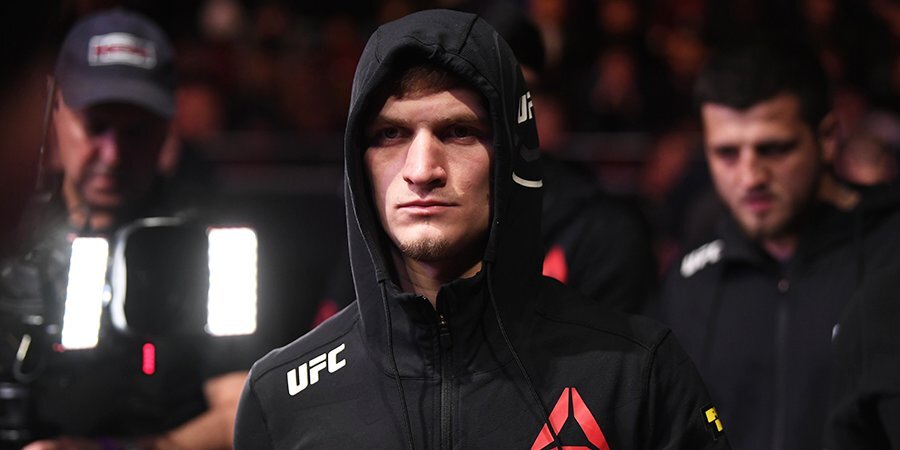 У российского бойца Евлоева сменился соперник на турнире UFC 288 — СМИ