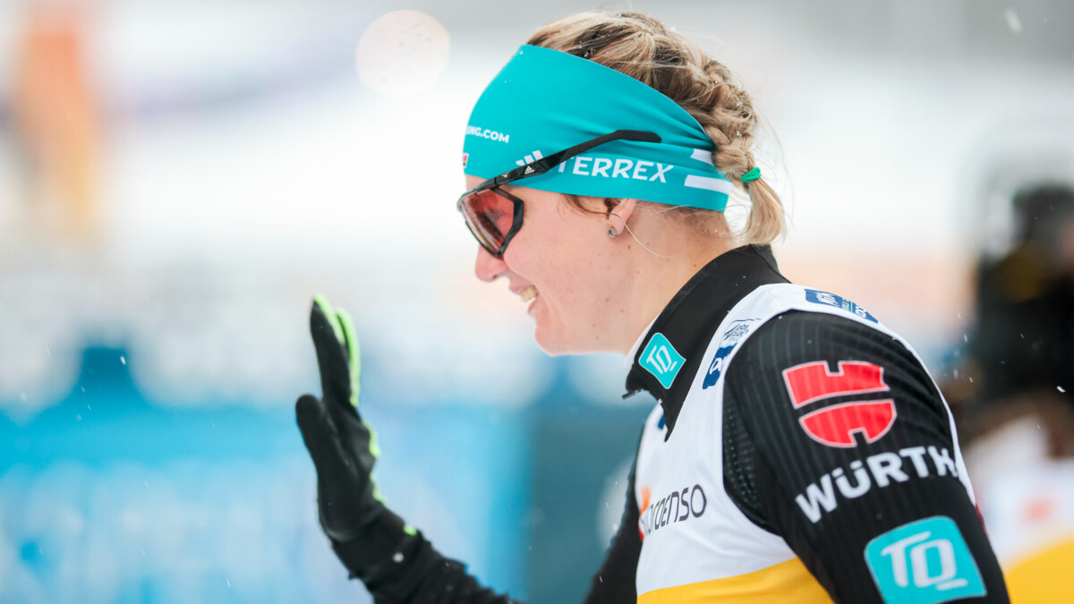 Немецкая лыжница Карл победила в гонке с раздельным стартом на этапе Кубка мира в Норвегии