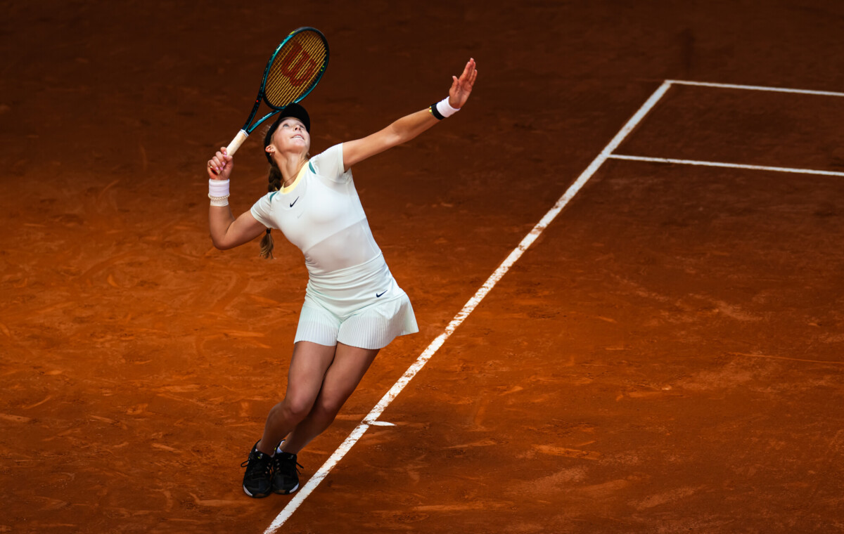 Мирра Андреева сыграет с Ариной Соболенко в четвертьфинале турнира WTA в Мадриде