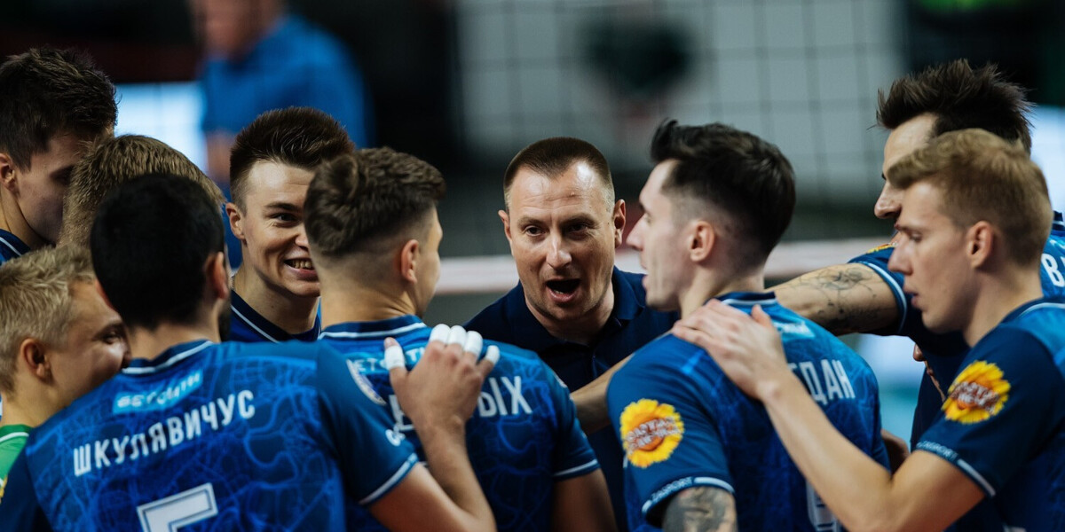 Волейболисты «Динамо» вырвали победу у казанского «Зенита» в финале Кубка столетия