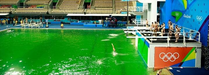 Вода в Рио стала зеленой. Что произошло, пока вы спали