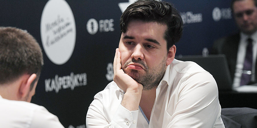 Непомнящий проиграл перед встречей с Карлсеном в рамках онлайн-супертурнира