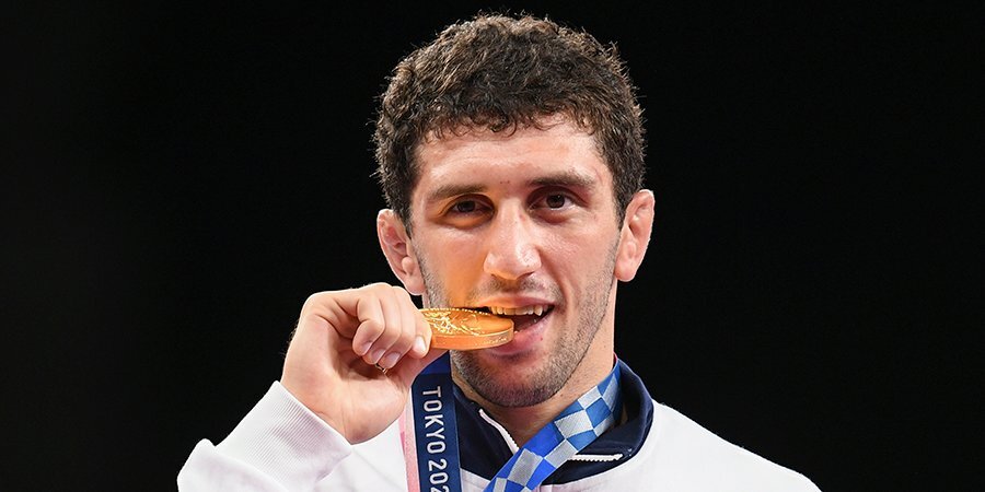 Российский вольник Сидаков стал олимпийским чемпионом в весе до 74 кг