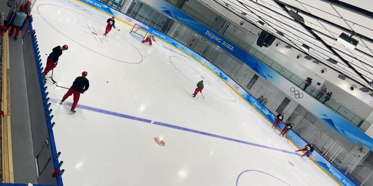 Сборная России по хоккею проводит тренировку перед матчем с Данией