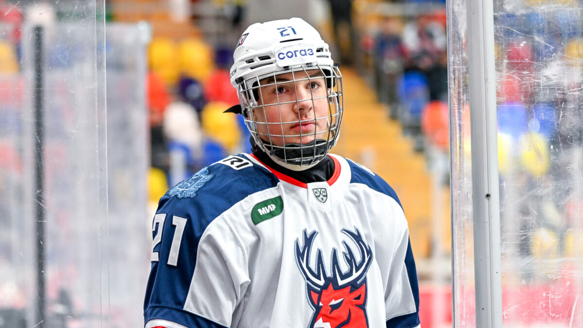 Российский хоккеист Силаев возглавил финальный международный рейтинг драфта НХЛ‑2024