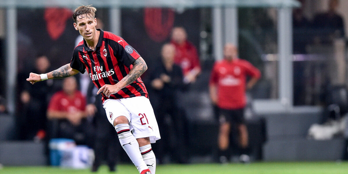 «Милан» расстанется с двумя полузащитниками в конце сезона