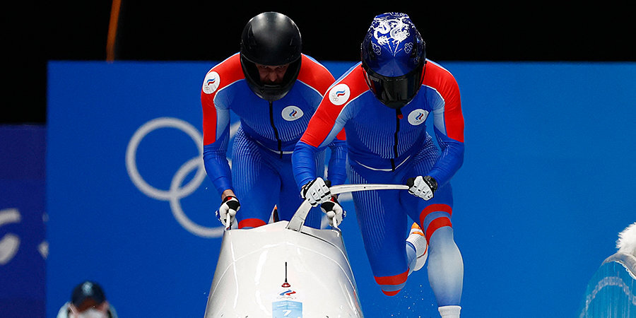 Бобслеисты Гайтюкевич и Лаптев остаются третьими после двух попыток на Олимпиаде