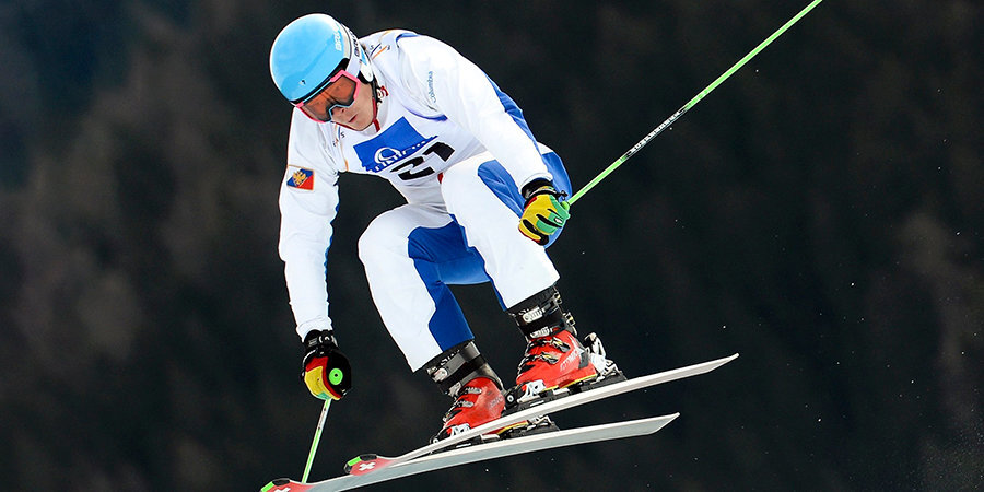 Россиянин Ридзик одержал победу на этапе КМ по ски-кроссу