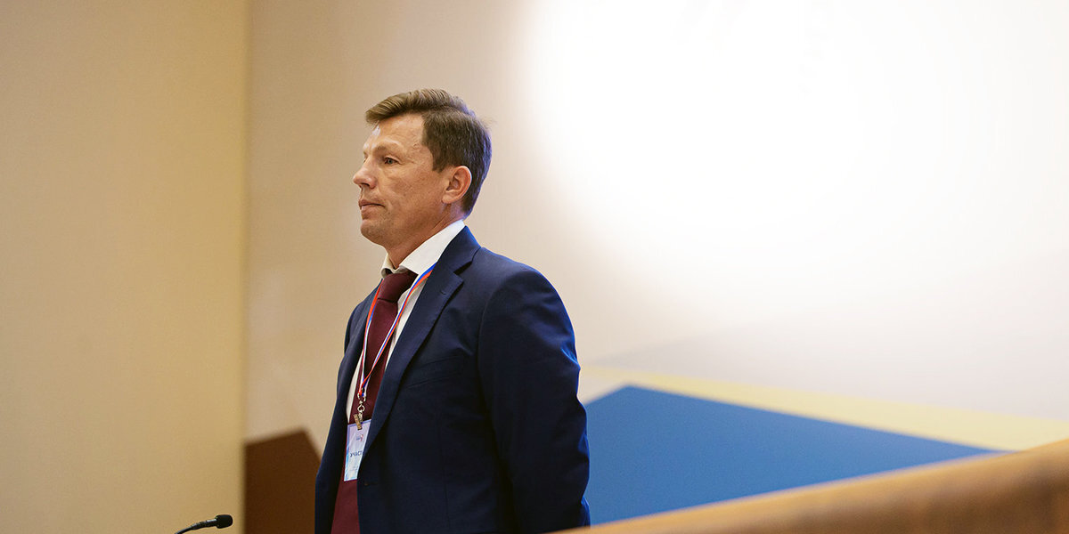 Нуждов и Майгуров договорились о 2-месячнем перерыве в агитации перед вторым туром выборов