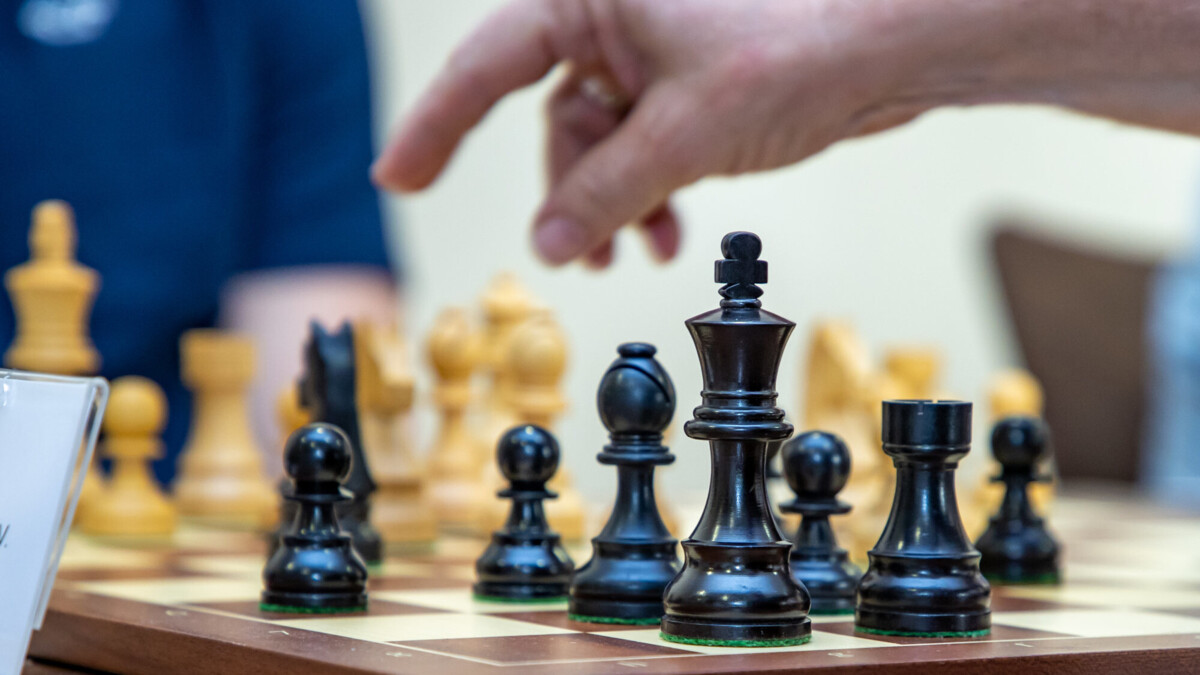 Российский шахматист Есипенко не смог отобраться на турнир претендентов