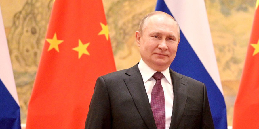 Путин поздравил Большунова с победой на Олимпийских играх в Пекине
