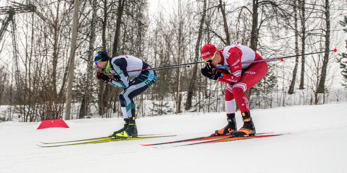 «Борьба Большунова и Устюгова добавляет интереса к лыжам» — почетный глава ОКР Жуков о ситуации между спортсменами