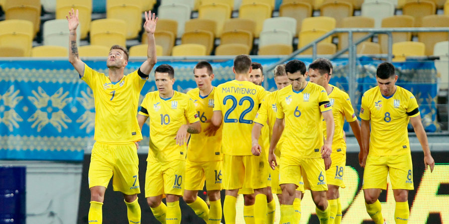 Украина уговаривает УЕФА оставить слоган «Героям слава» на форме