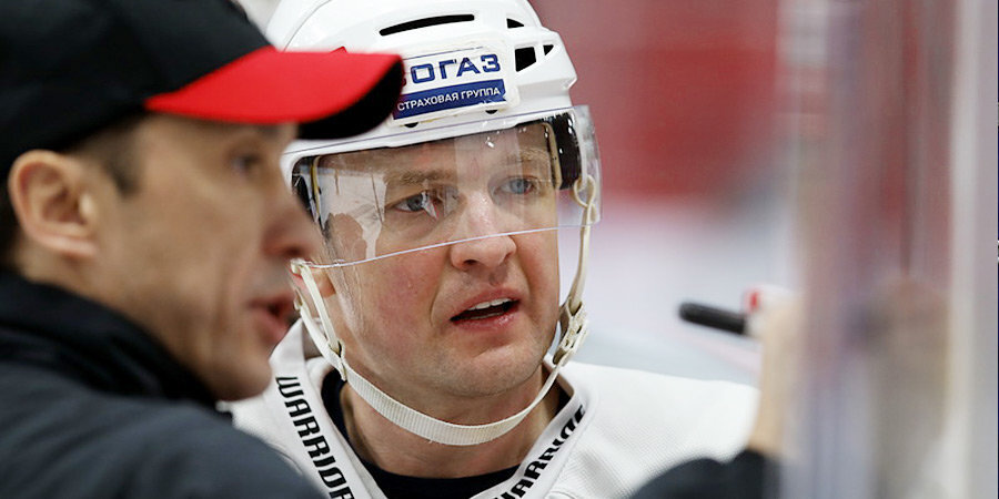 Терещенко не намерен завершать карьеру хоккеиста