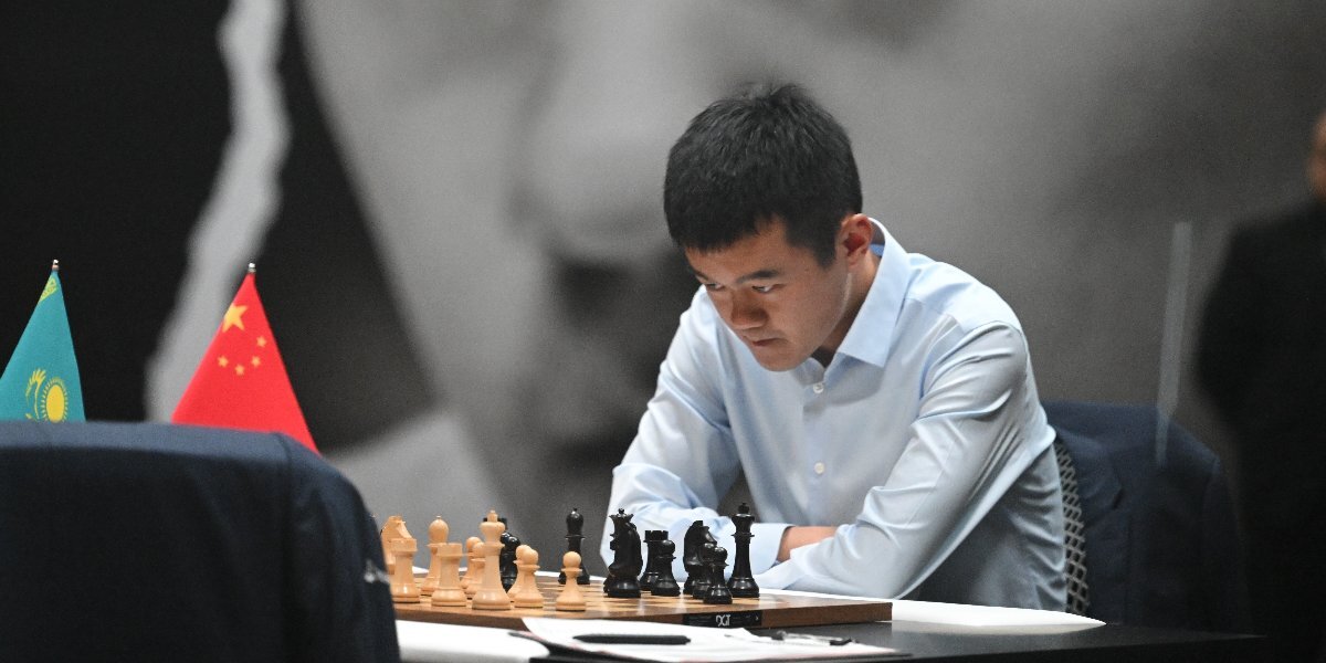 Дин Лижэнь заявил, что проигрыш Непомнящему в пятой партии матча за титул чемпиона мира по шахматам ранил его сильнее предыдущего