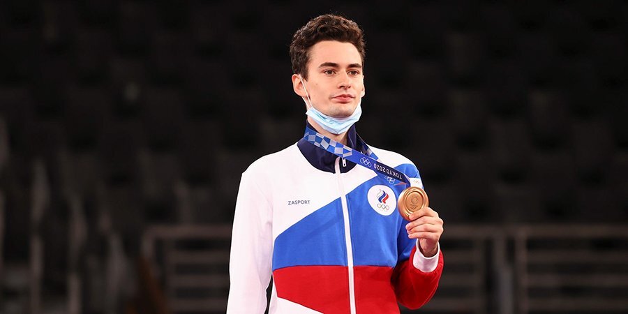 Михаил Артамонов: «Рад бронзе, это первая медаль на Олимпиаде, спасибо всем, кто готовили меня»