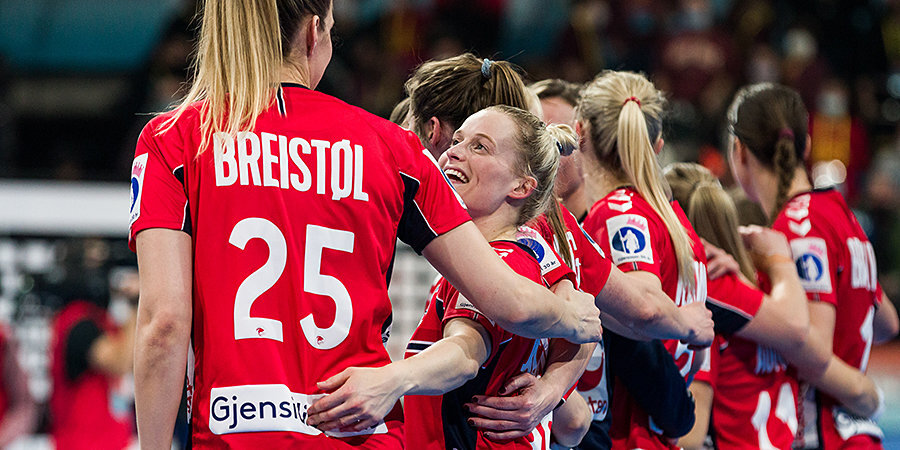 Франция норвегия прогноз гандбол. Женская сборная Норвегии против нишерии. Женская сборная Норвегии по футболу до 19 лет 2022. Норвегия(жен.до19)Франция(жен.до19) онлайн трансляция сегодня.