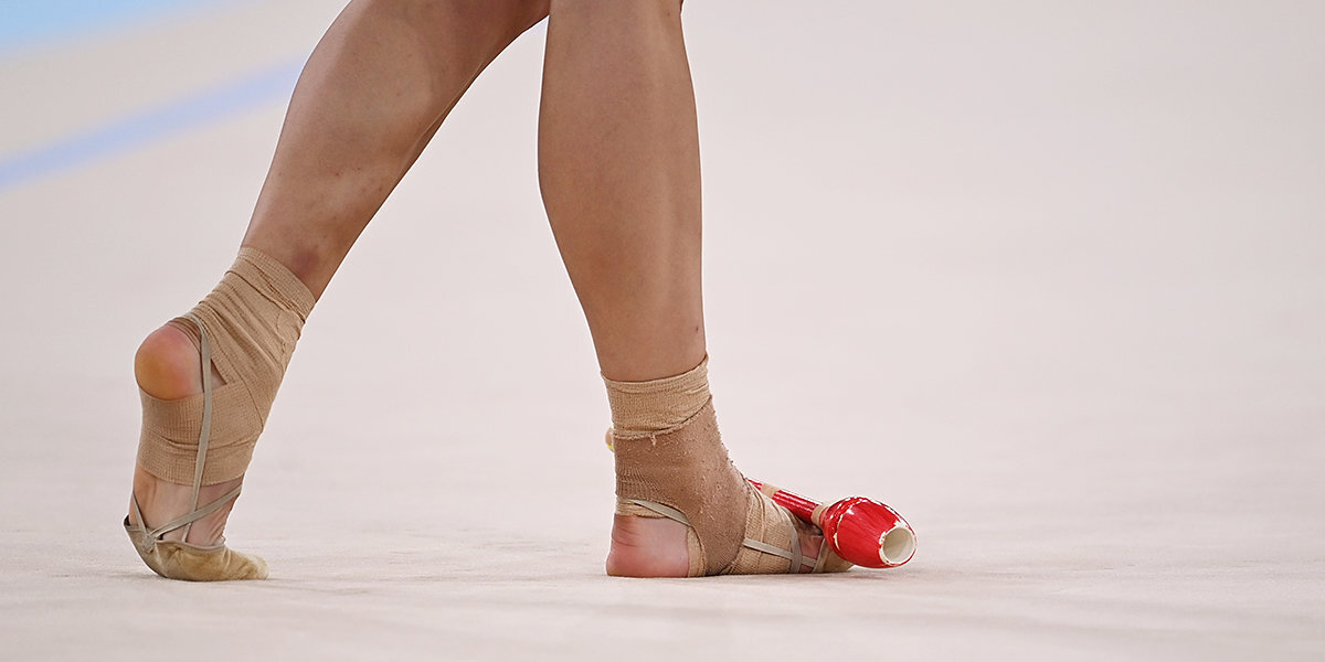 Белорусская гимнастка потеряла сознание во время упражнения с булавами
