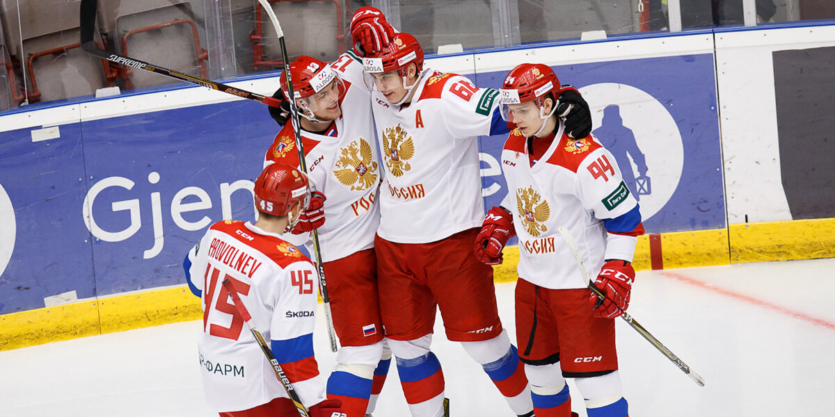 Российские хоккеисты потерпели первое поражение на домашнем ЧМ
