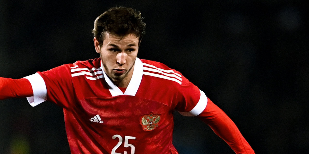 Футболист Садулаев: «Очень приятно было дебютировать за сборную России. Исполнил маленькую мечту»