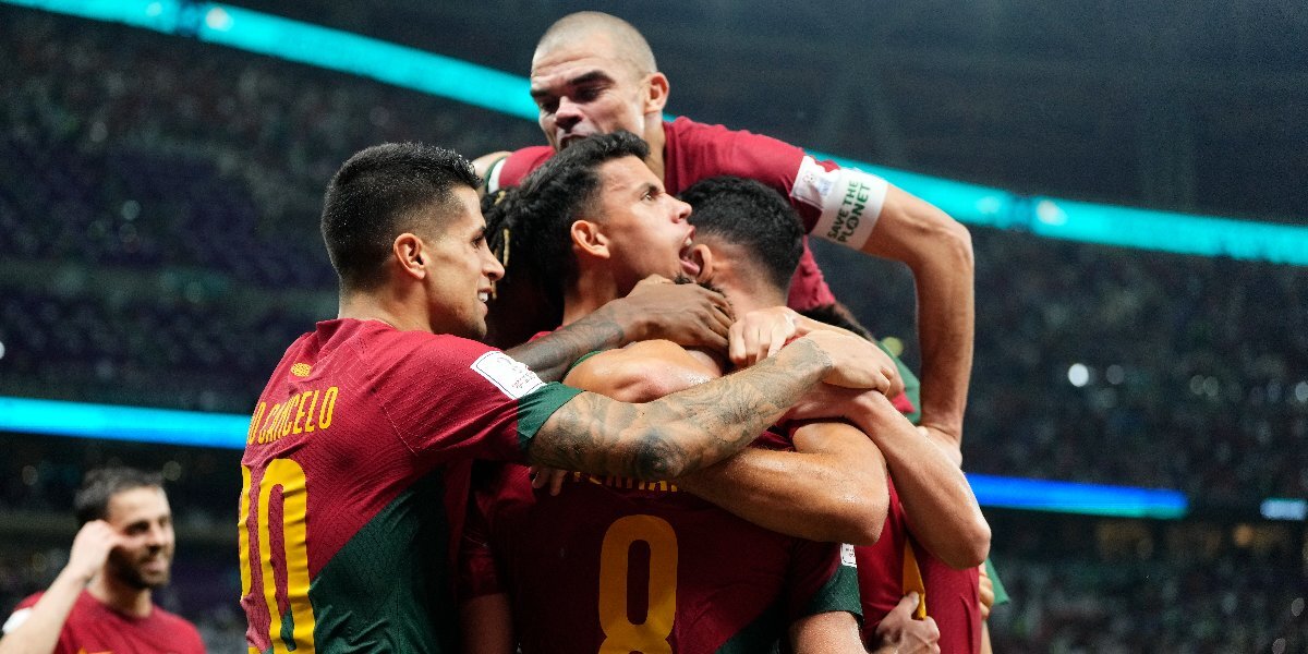 Сборная Португалии по футболу победила уругвайцев и обеспечила себе выход в 1/8 финала ЧМ-2022