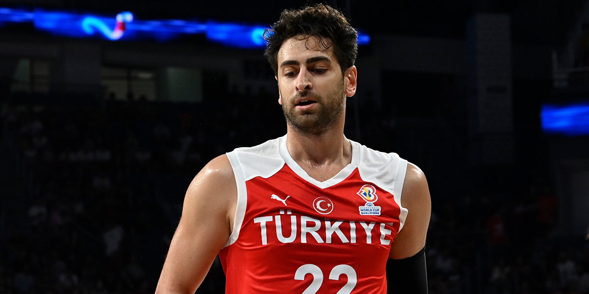 FIBA начала расследование инцидента с нападением на баскетболиста сборной Турции на Евробаскете