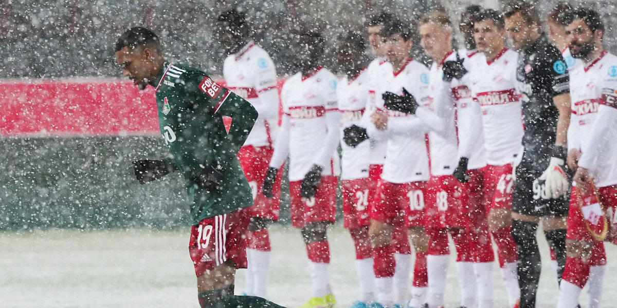 Гол Изидора принес «Локомотиву» победу над «Спартаком» в матче РПЛ, игра стартовала на час позже из-за снегопада