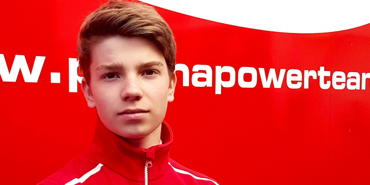 Российский гонщик «Феррари» подписал контракт с командой «Формулы-3»