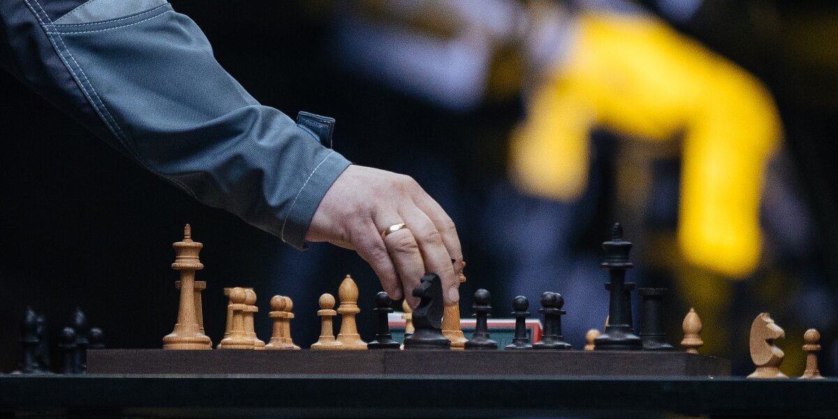 Украинским шахматистам рекомендовали воздержаться от рукопожатий с россиянами на Кубке мира в Баку