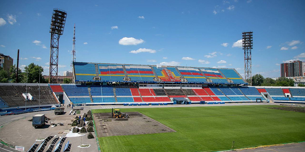 «Любителям выкатных полей и раздвижных крыш». «Факел» опубликовал ролик о стадионе в Воронеже