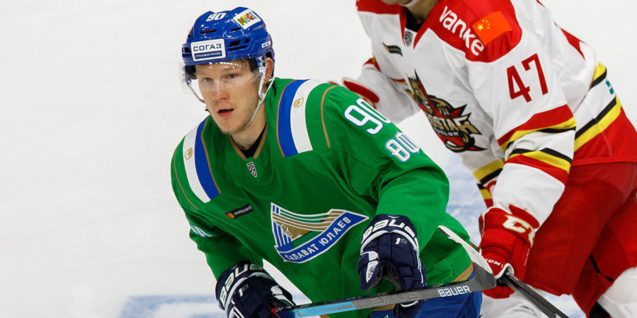 «В Россию вернулся злым!» Никита Сошников четыре года мучился в НХЛ, а сейчас феерит в «Салавате»