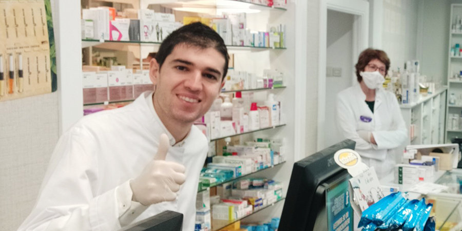 Экс-нападающий «Сельты» пошел работать в аптеку из-за пандемии коронавируса