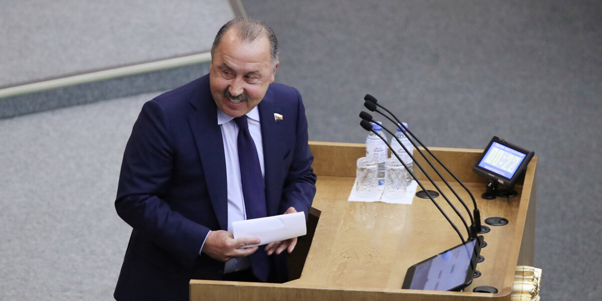 Газзаев не будет выдвигать свою кандидатуру на пост президента РФС
