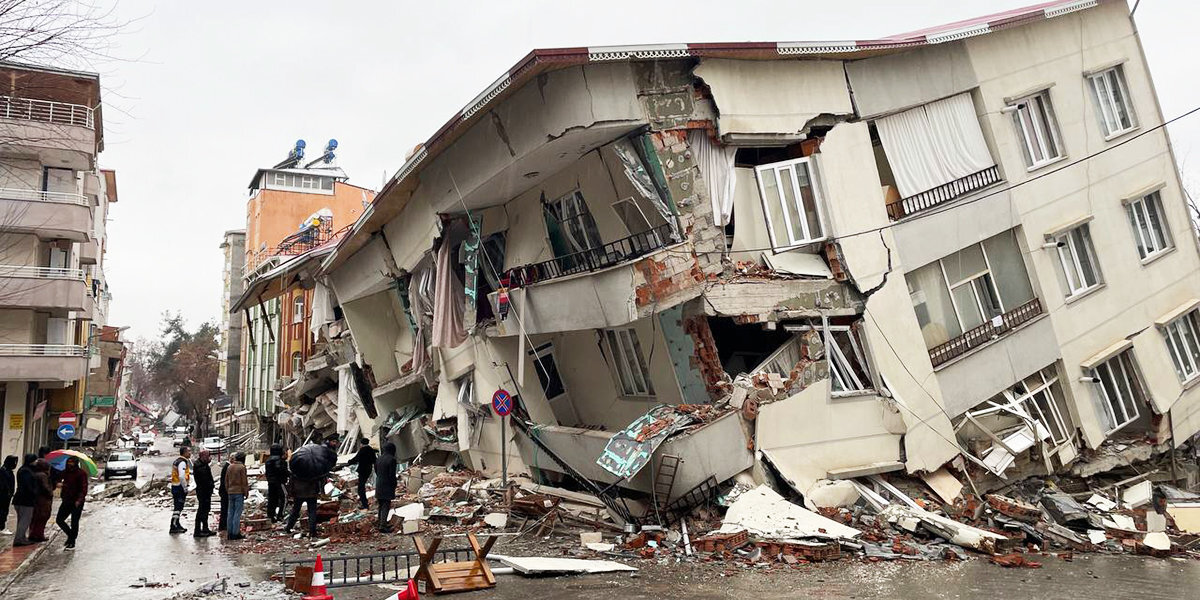 «Рома» и «Галатасарай» проведут благотворительный матч в поддержку пострадавшим от землетрясения в Турции