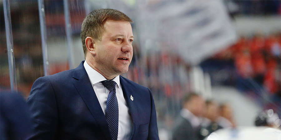 «Какое-то фатальное невезение» — тренер «Нефтехимика» Леонтьев о поражении в матче с «Сибирью»