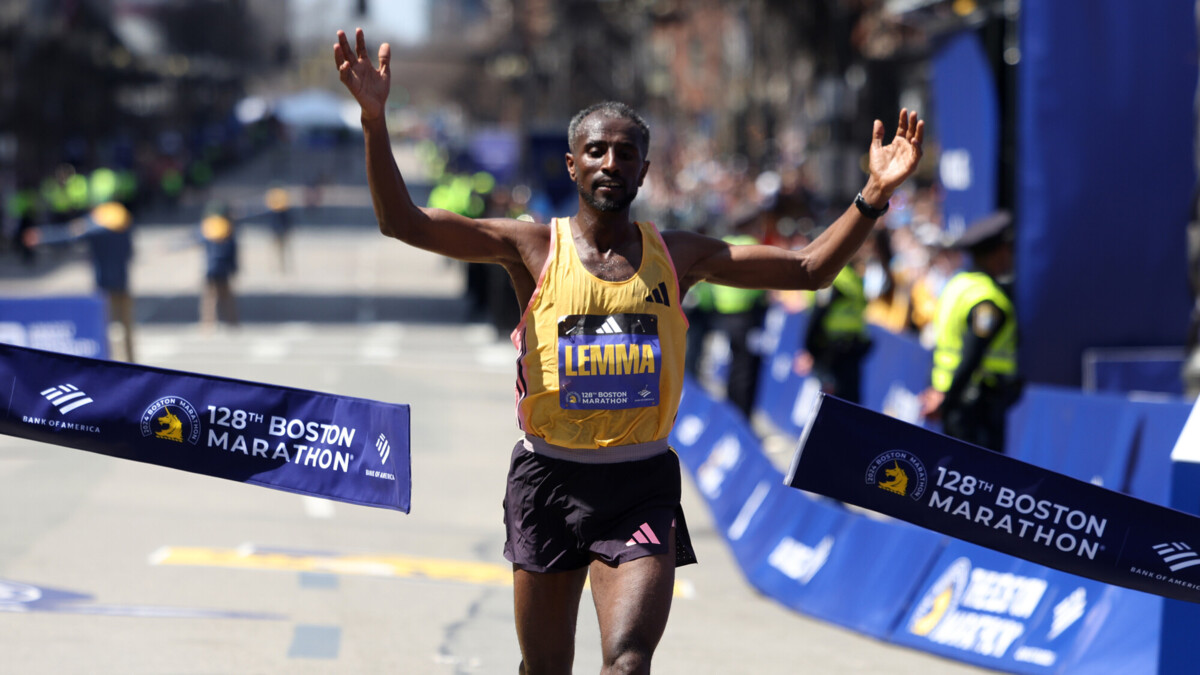 Эфиопский бегун Лемма стал победителем Бостонского марафона
