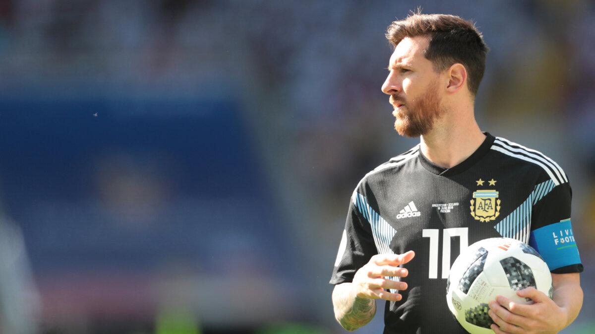 Исландия удержала ничью с Аргентиной, Месси не забил пенальти