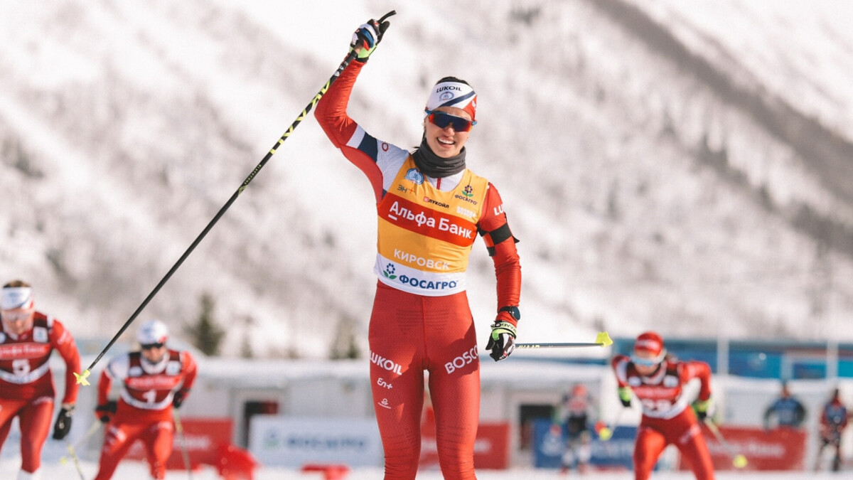 «С удовольствуем попробую, это отличный инфоповод» — лыжница Степанова об участии в биатлонной гонке