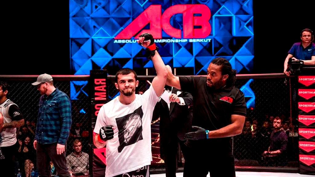 Туменов выиграл второй бой в ACB после ухода из UFC