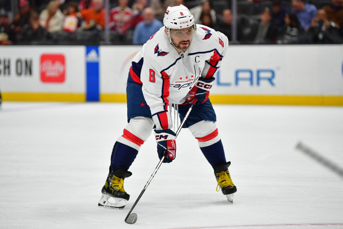 Александр Овечкин вышел на 49‑е место по количеству сыгранных матчей в НХЛ