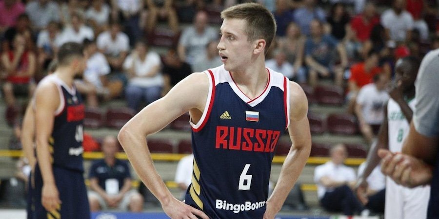 21-летний новичок сборной России бросил вызов капитану. И победил!