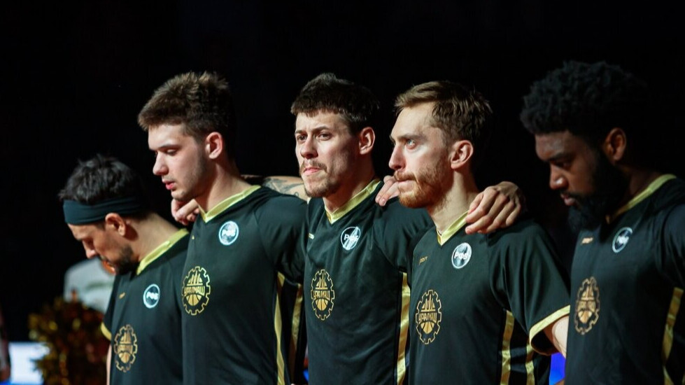 Баскетболисты «Уралмаша» обыграли «Парму» в матче Единой лиги ВТБ