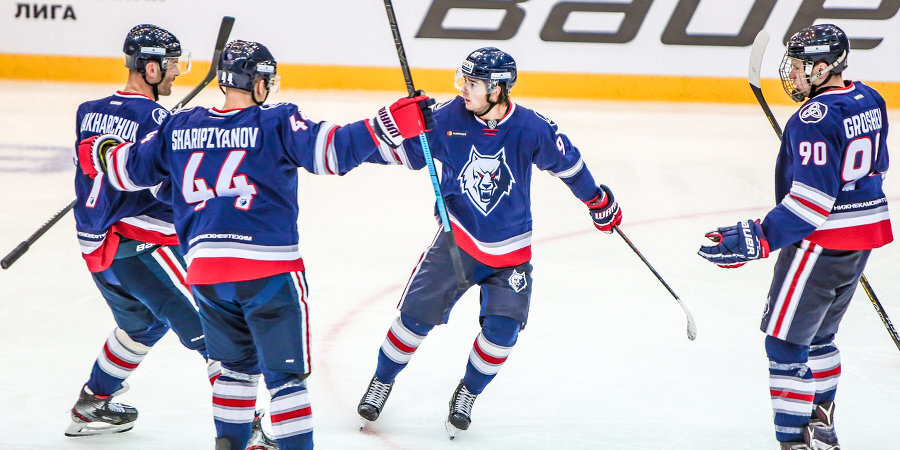 «Нефтехимик» победил московское «Динамо» и одержал десятую победу подряд в КХЛ