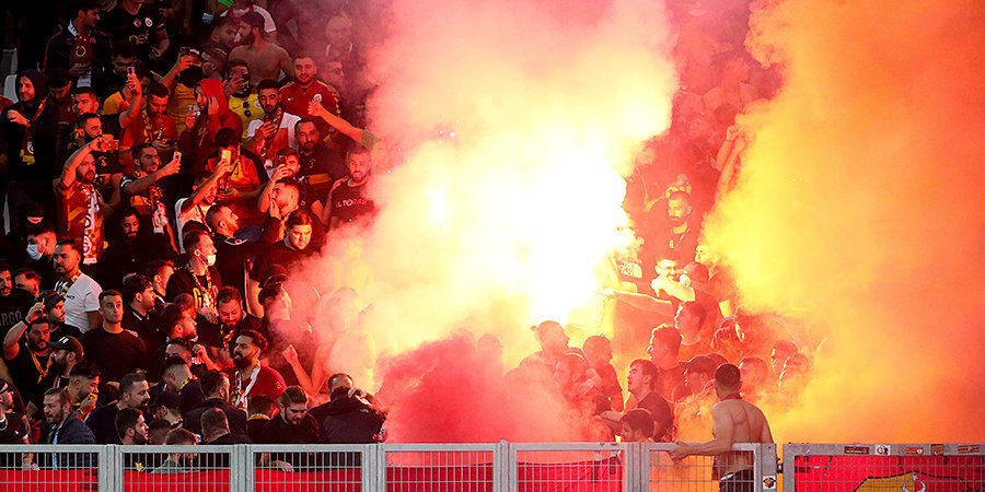 «Галатасарай» проведет две выездные игры в еврокубках без болельщиков