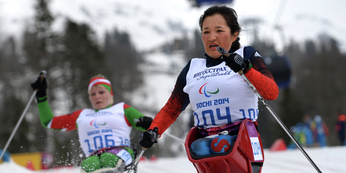 Белорусская лыжница Шиц выиграла гонку свободным стилем на играх «Мы вместе. Спорт» в категории «сидя»