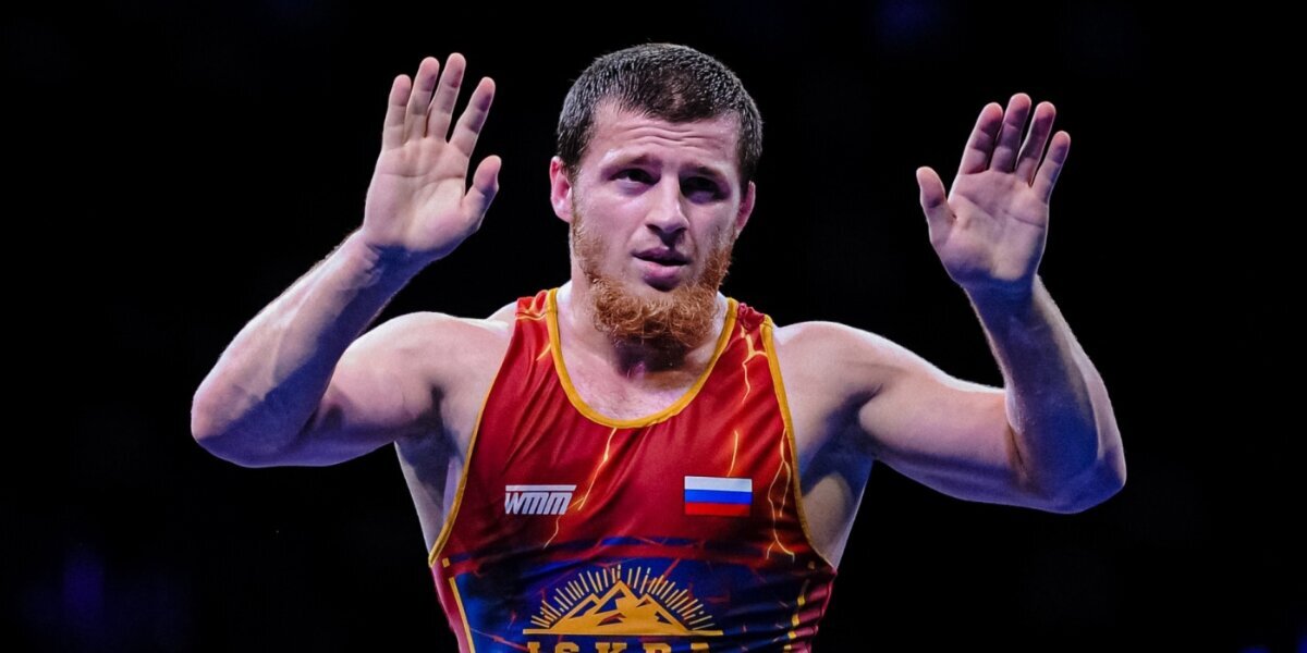 Россиянин Усманов вышел в 1/8 финала чемпионата мира по борьбе в весе до 79 кг