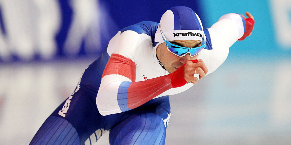 Конькобежец Мурашов выиграл спринтерское многоборье на КР в Челябинске с рекордом катка